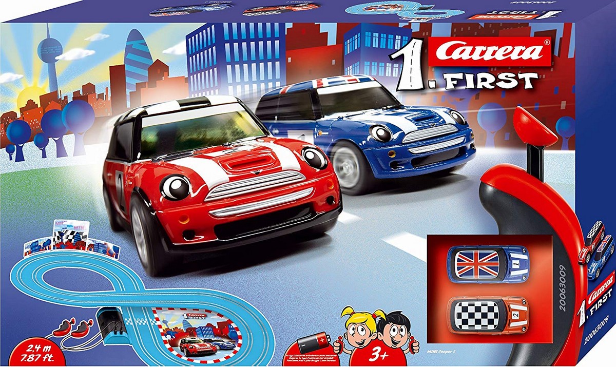 CARRERA RACING SET MINI COOPER FIRST YEAR (2.4M)