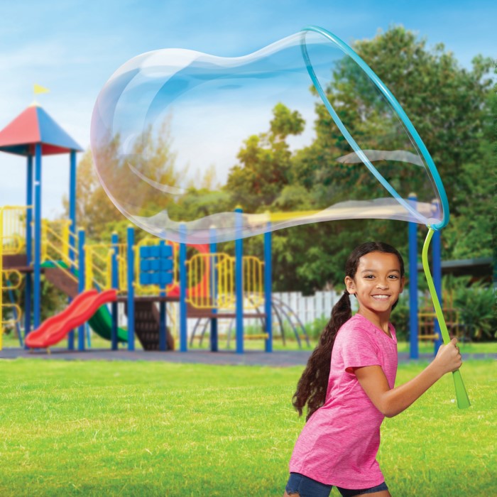 DISCOVERY KIDS BUBBLE WAND MEGA LOOP