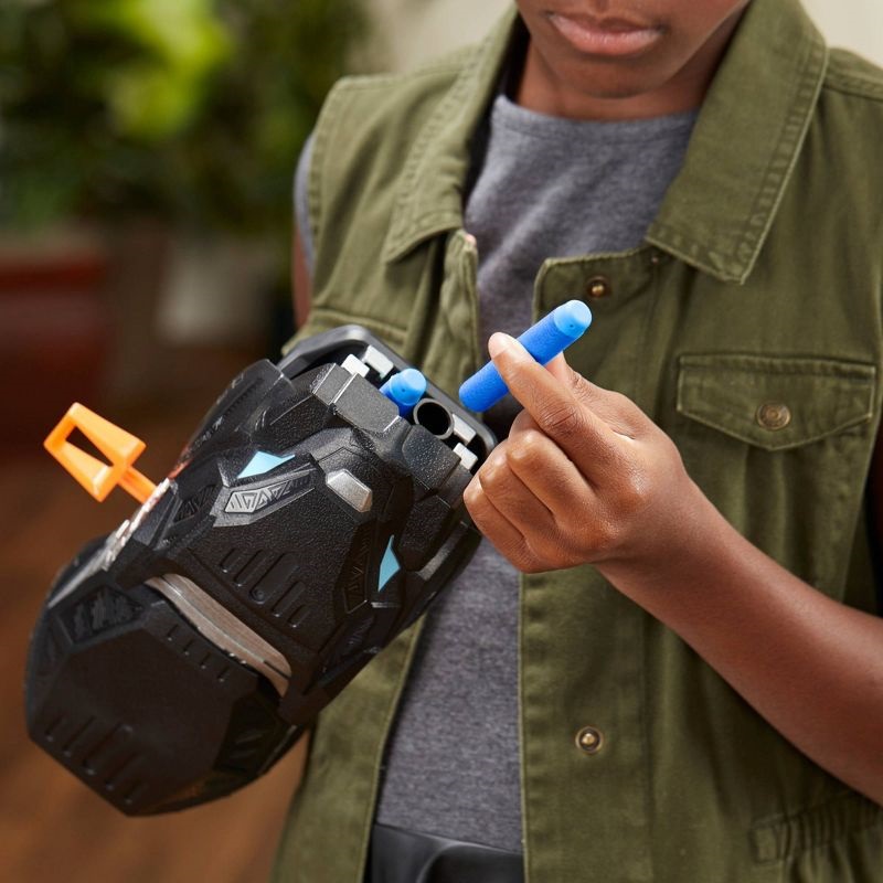 MARVEL BLACK PANTHER VIBRANIUM STRIKE GAUNTLET