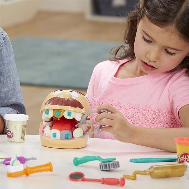 PLAY-DOH DRILL AND FILL DENTIST