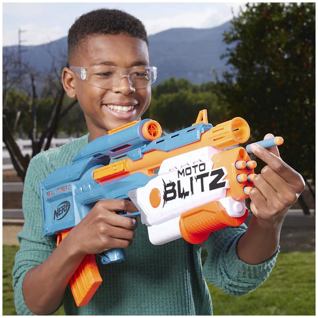 NERF ELITE 2.0 MOTOBLITZ  BLASTER WITH SCOPE