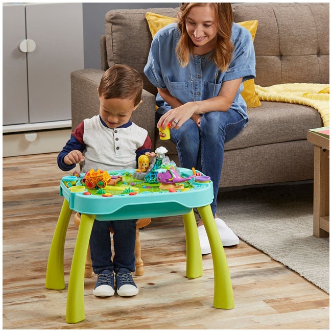 PLAY-DOH ALL IN ONE CREATIVITY STARTER STATION