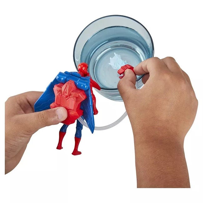 HASBRO SPIDERMAN 4 IN DELUXE WATER WEBS CLASSIC SPIDERMAN