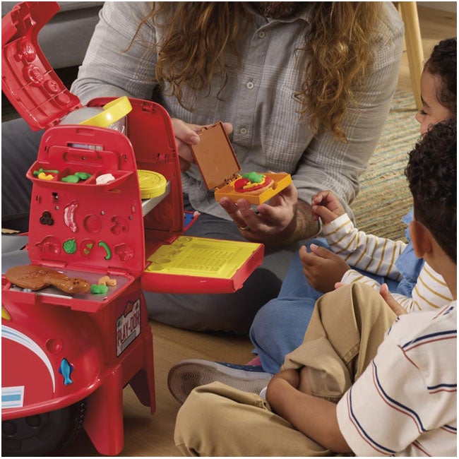 PLAY-DOH PIZZA DELIVERY SCOOTER PLAYSET