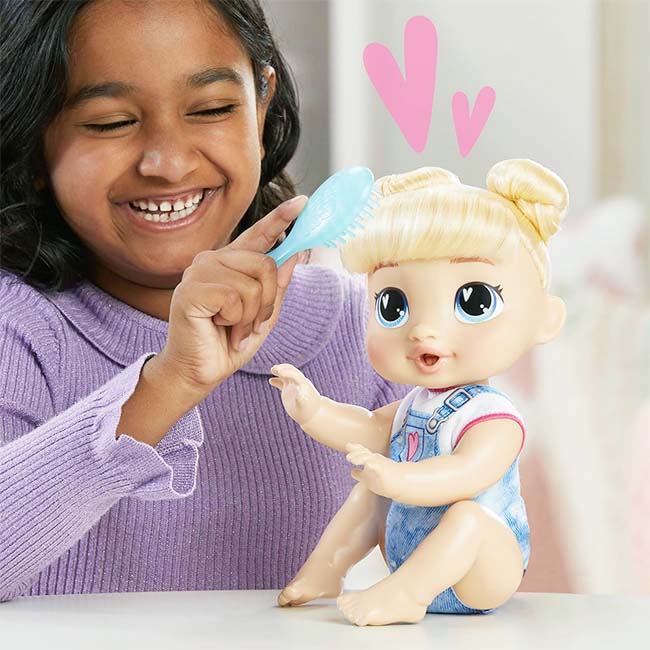 BABY ALIVE CRAWL N PLAY HARPER HUGS BABY DOLL PLAYSET