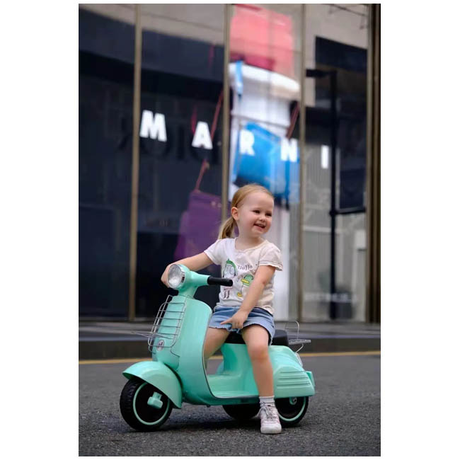 HERO RIDE-ON MINI-BIKE (6V Battery)