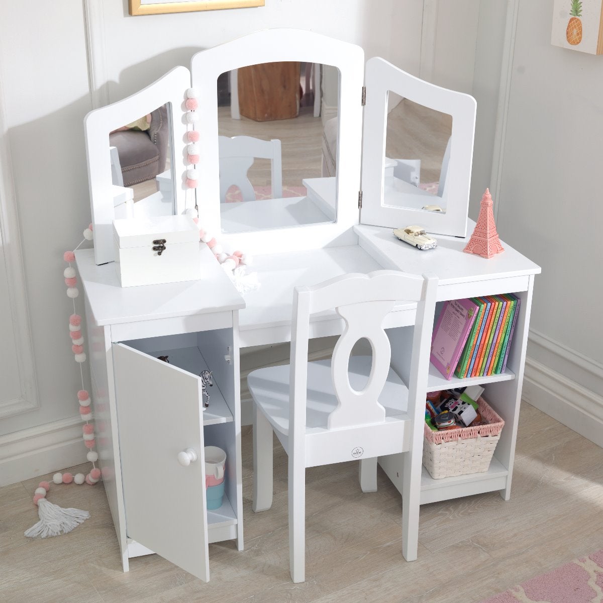 KIDKRAFT DELUXE VANITY TABLE & CHAIR