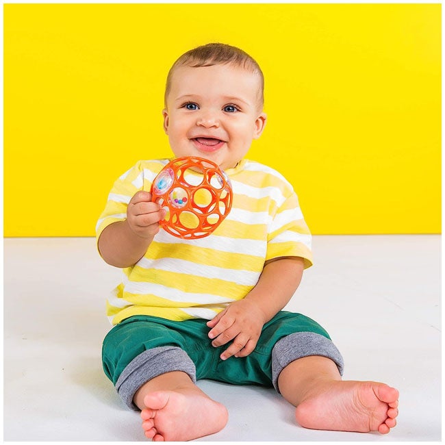 BRIGHT STARTS OBALL RATTLE EASY GRASP TOY-RED