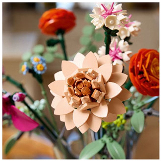 LEGO BOTANICALS PRETTY PINK FLOWER BOUQUET