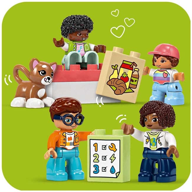 LEGO DUPLO BIG INTERACTIVE COMMUNITY TRAIN