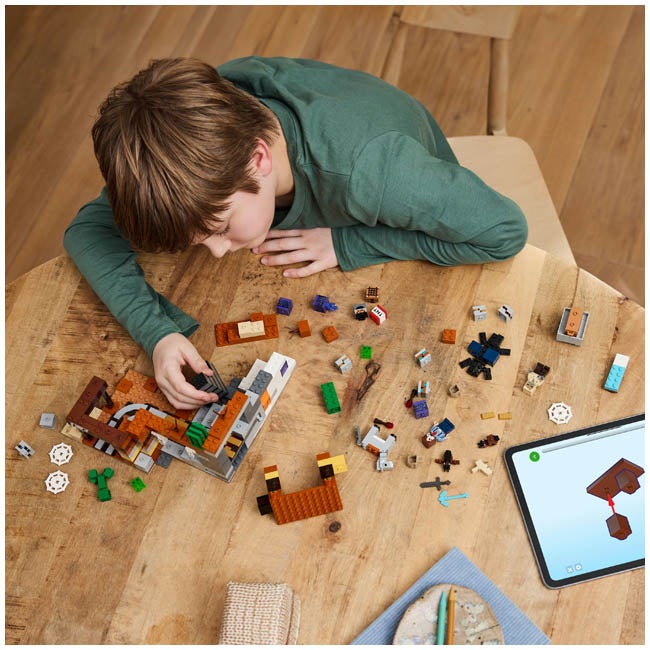 LEGO MINECRAFT THE BADLANDS MINESHAFT