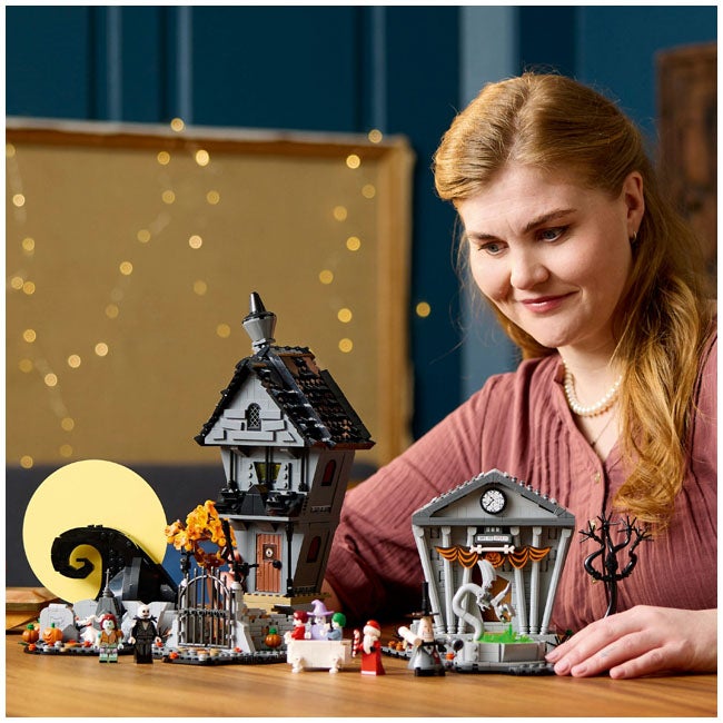 LEGO IDEAS DISNEY TIM BURTONS THE NIGHTMARE BEFORE CHRISTMAS