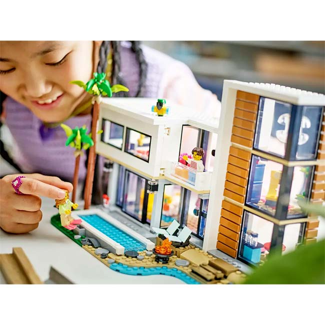 LEGO CREATOR MODERN HOUSE