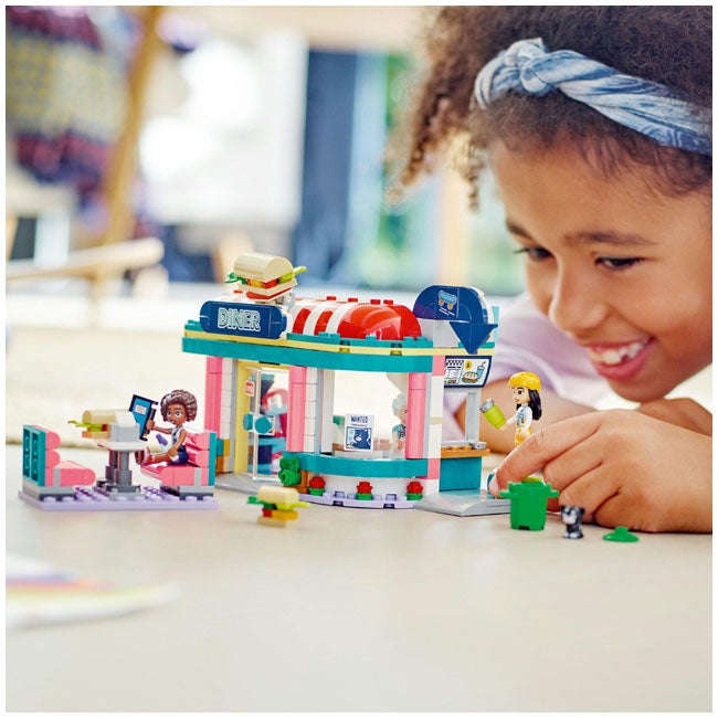 LEGO FRIENDS HEARTLAKE DOWNTOWN DINER