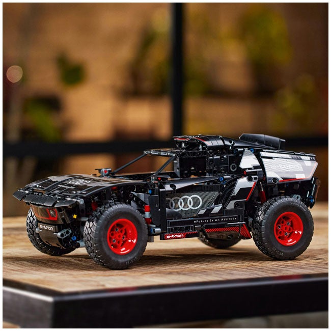 LEGO TECHNIC AUDI RS Q E-TRON