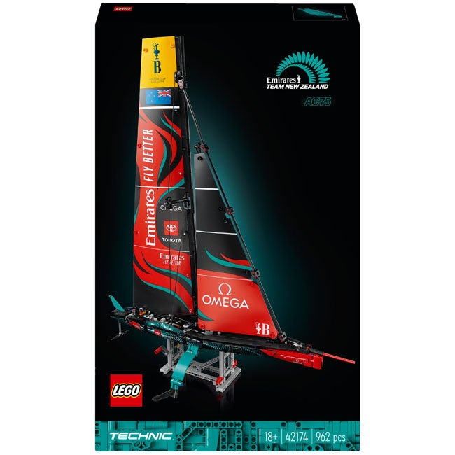 LEGO TECHNIC EMIRATES TEAM NEW ZEALAND AC75 YACHT