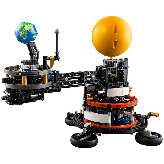 LEGO TECHNIC PLANET EARTH AND MOON IN ORBIT