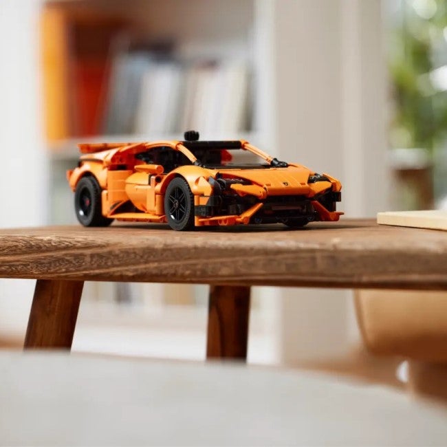 LEGO TECHNIC LAMBORGHINI HURACAN TECNICA ORANGE
