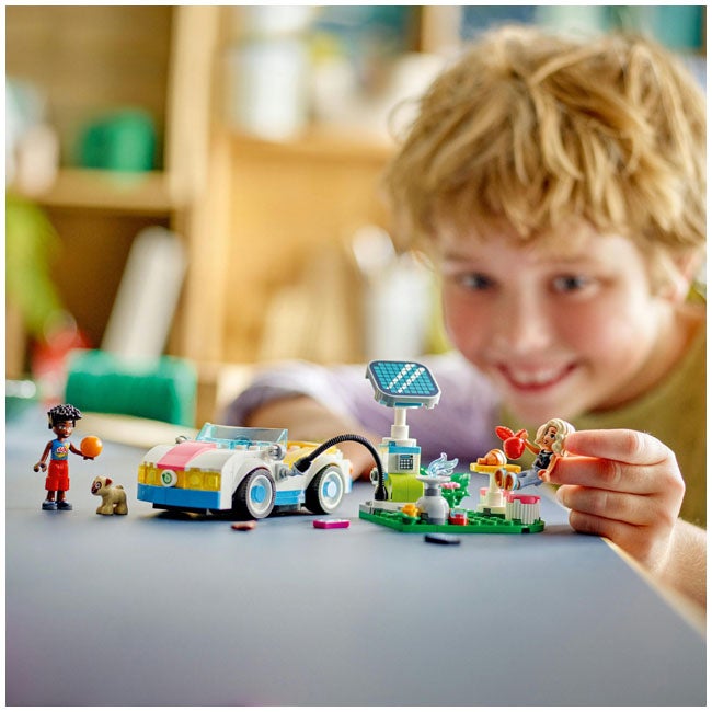 LEGO FRIENDS ELECTRIC CAR AND CHARGER