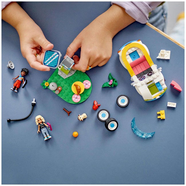 LEGO FRIENDS ELECTRIC CAR AND CHARGER