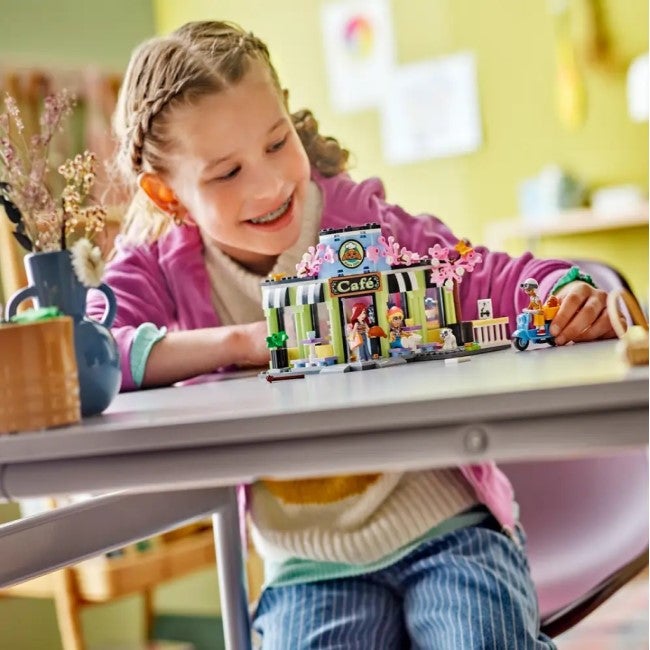LEGO FRIENDS HEARTLAKE CITY CAFE