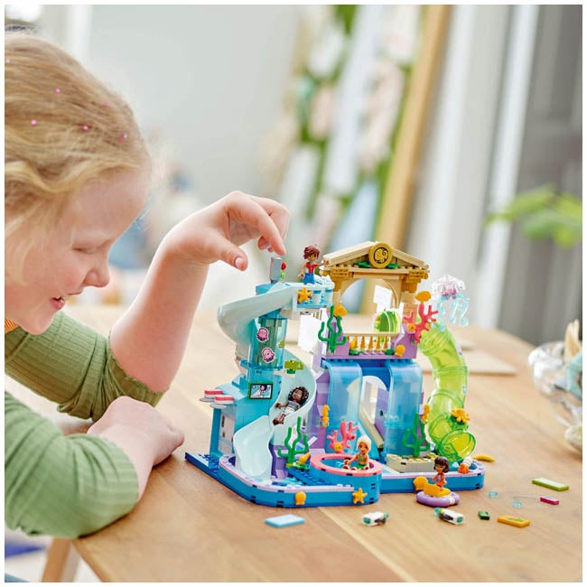 LEGO FRIENDS HEARTLAKE CITY WATER PARK