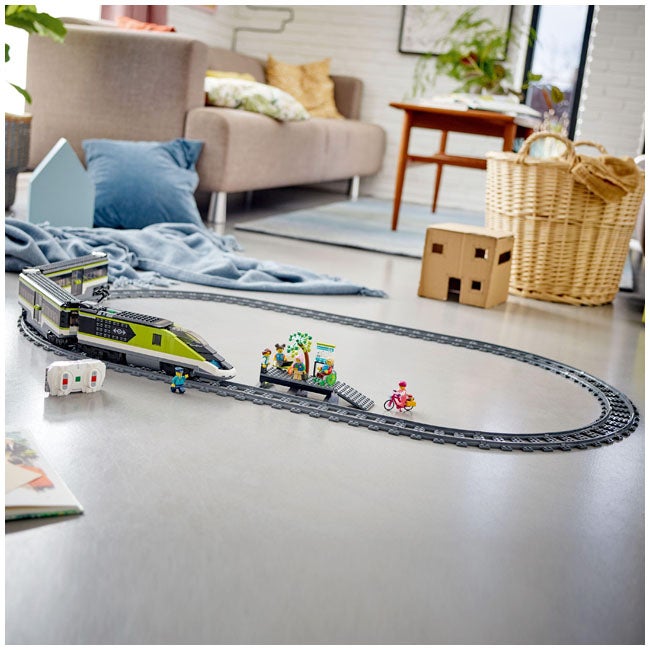 LEGO CITY TRAINS EXPRESS PASSENGER TRAIN