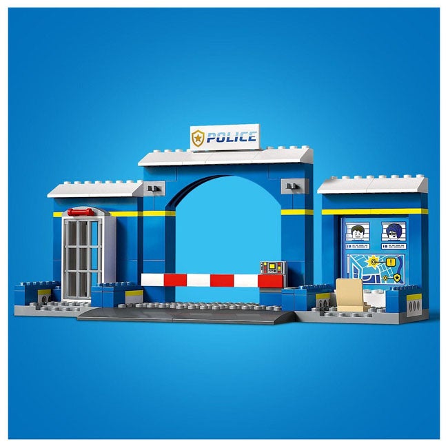 LEGO CITY POLICE STATION CHASE