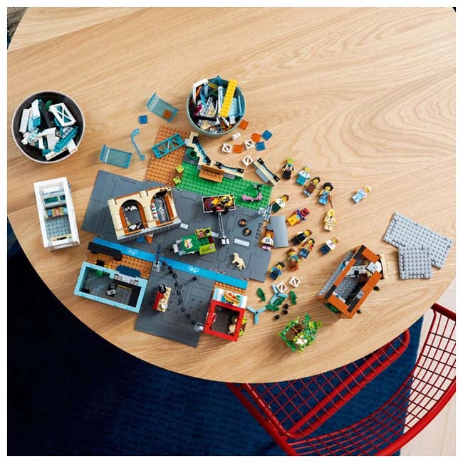 LEGO CITY DOWNTOWN