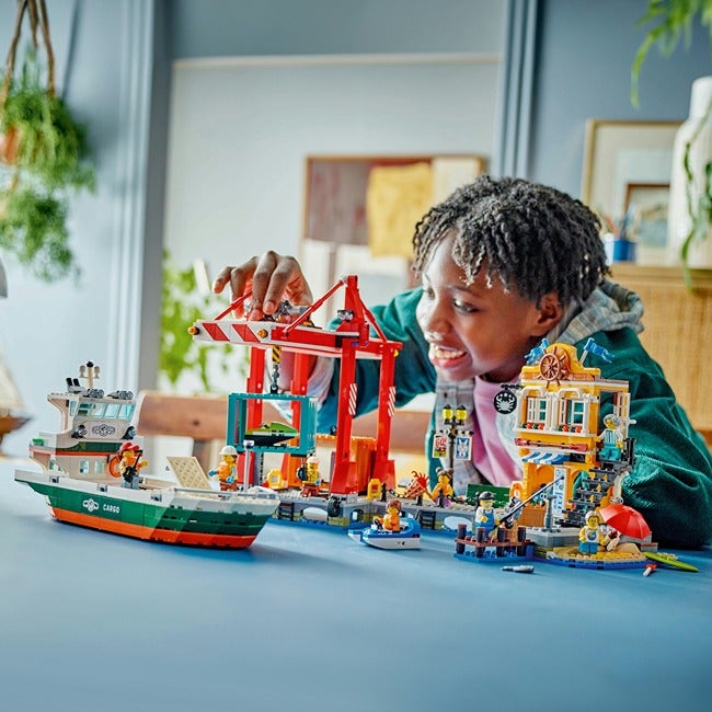 LEGO CITY SEASIDE HARBOR WITH CARGO SHIP