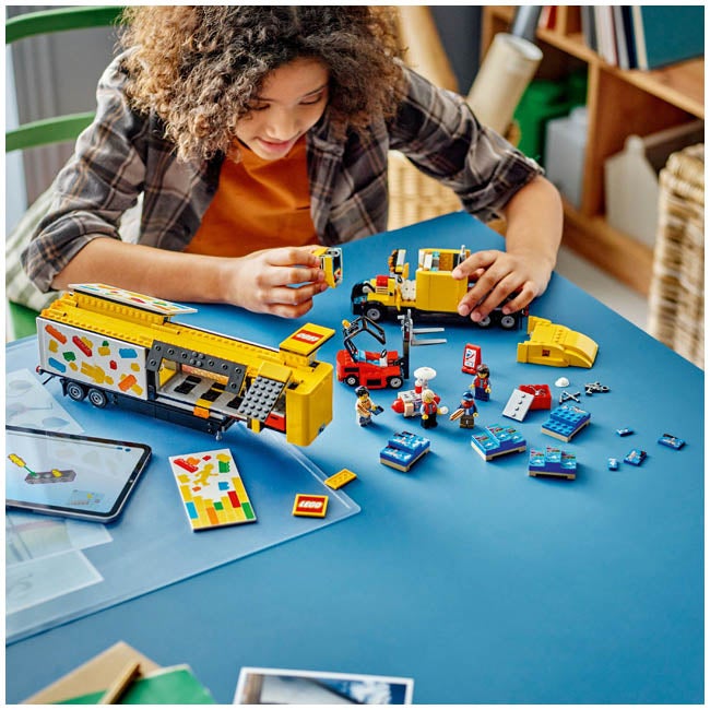 LEGO CITY YELLOW DELIVERY TRUCK TOY