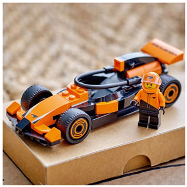 LEGO CITY F1 DRIVER WITH MCLAREN RACE CAR