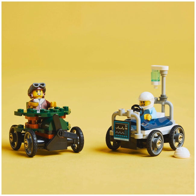 LEGO CITY AIRPLANE VS HOSPITAL BED RACE CAR PACK