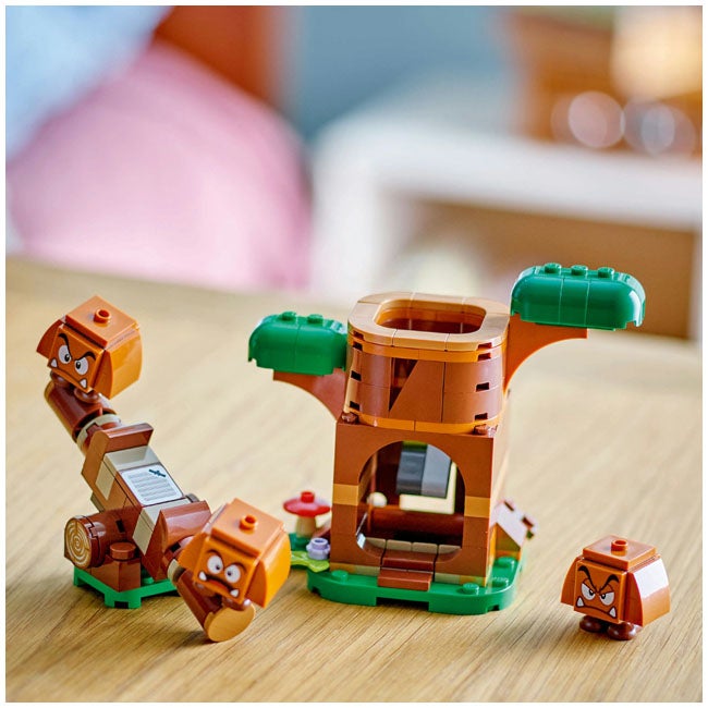 LEGO SUPER MARIO GOOMBASE PLAYGROUND