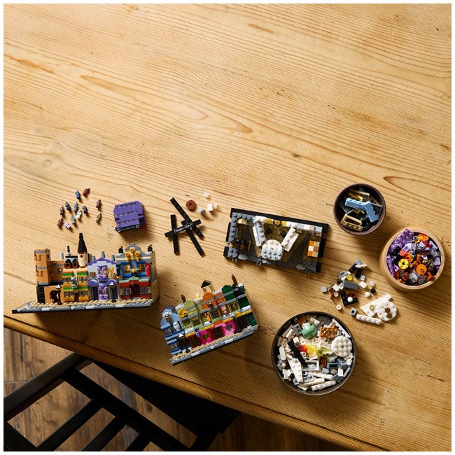 LEGO HARRY POTTER DIAGON ALLEY WIZARDING SHOPS