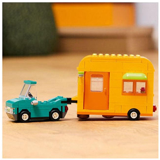LEGO ANIMAL CROSSING LEIFS CARAVAN AND GARDEN SHOP