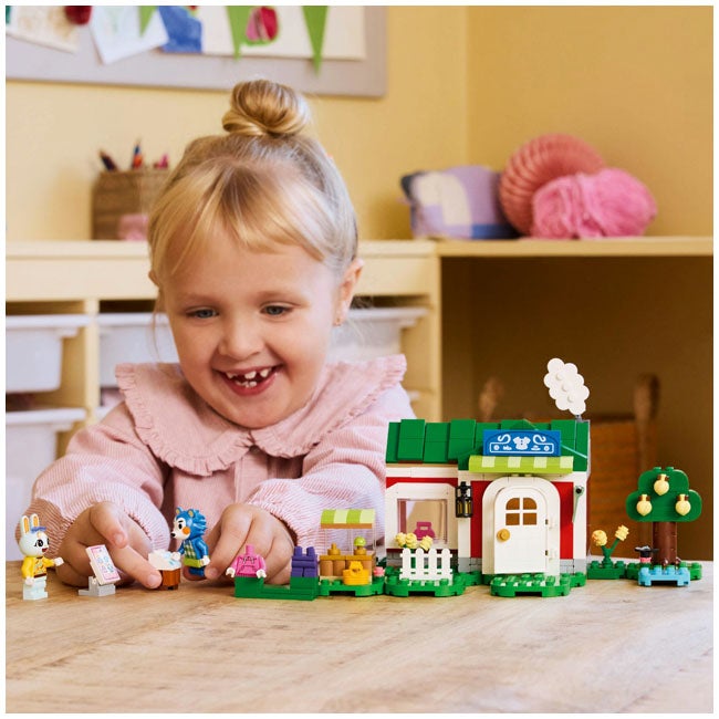 LEGO ANIMAL CROSSING ABLE SISTERS CLOTHING SHOP