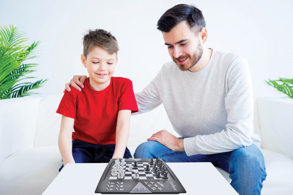 LEXIBOOK CHESSMAN ELITE ELECTRONIC CHESS GAME