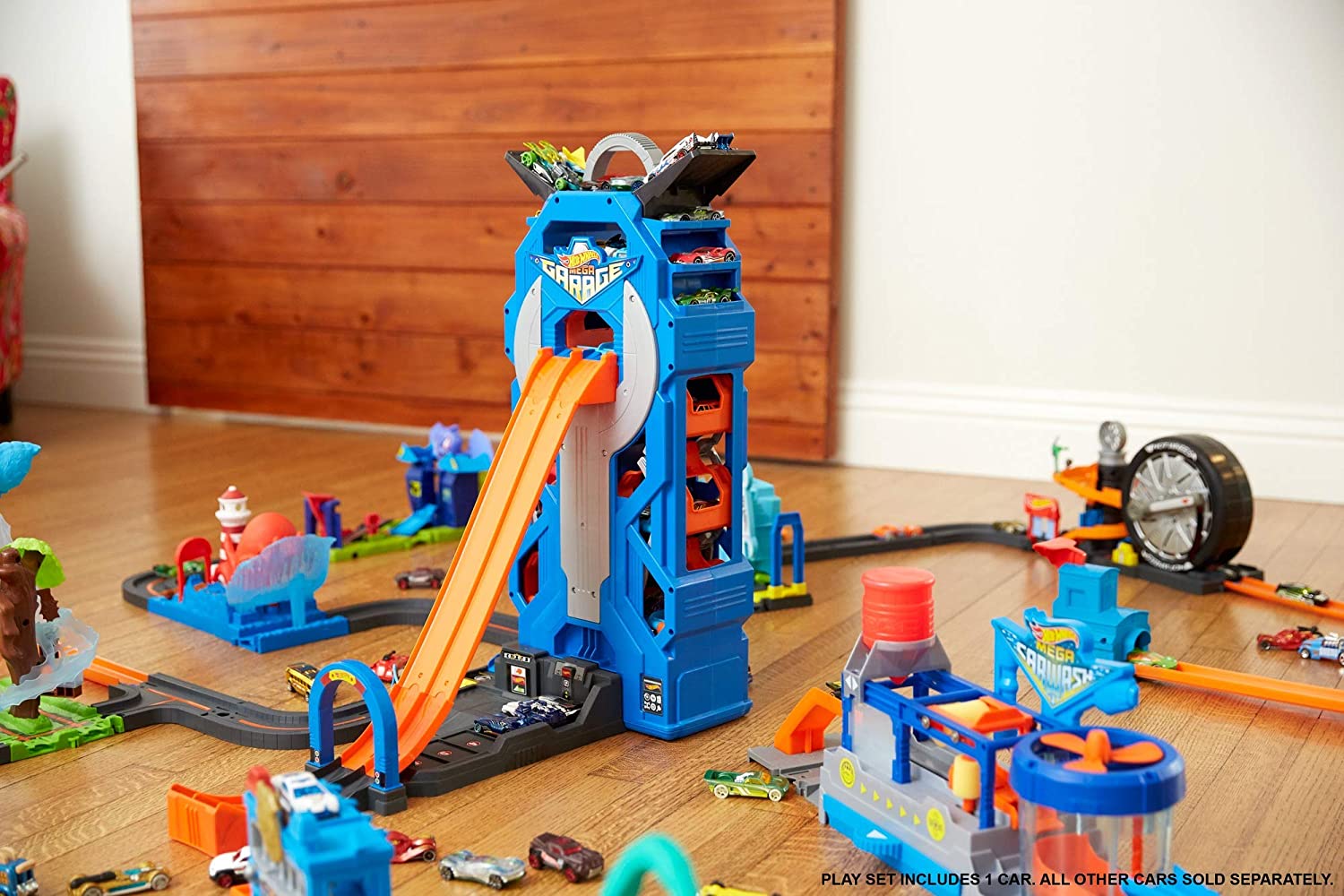 HOTWHEELS CITY MEGA GARAGE PLAYSET