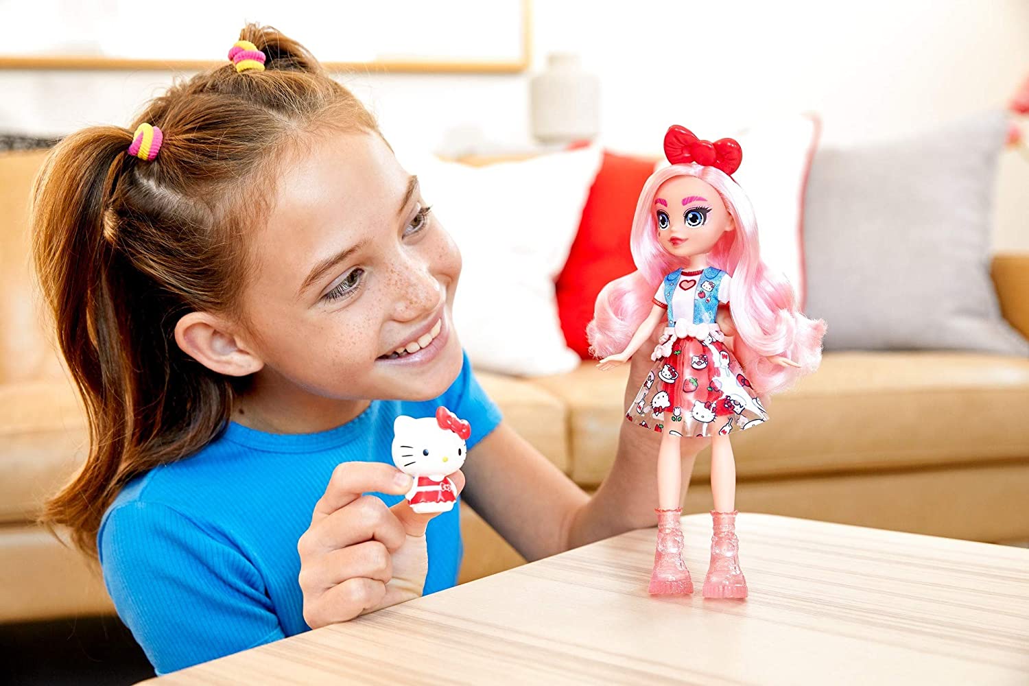 HELLO KITTY CORE DOLLS ASSORTED