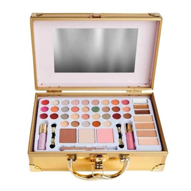 MAGIC STUDIO NUDE COMPLETE CASE