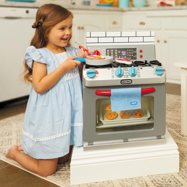 LITTLE TIKES FIRST OVEN