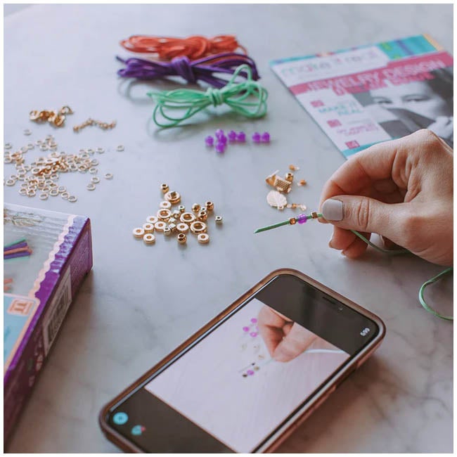 MAKE IT REAL GOLD LINK SUEDE BRACELETS KIT