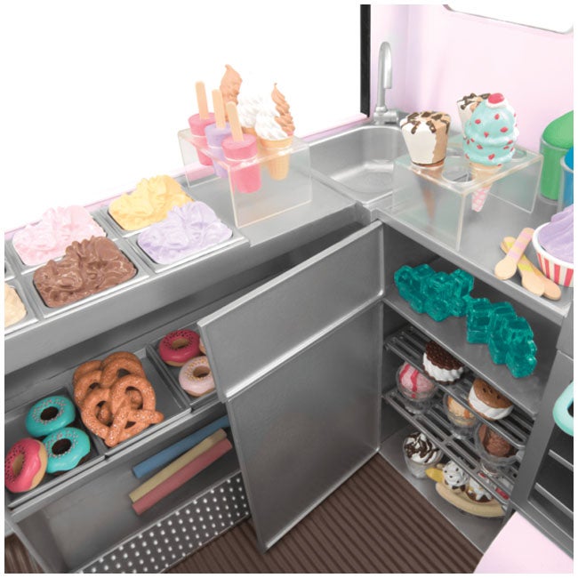 OUR GENERATION PINK ICE-CREAM TRUCK