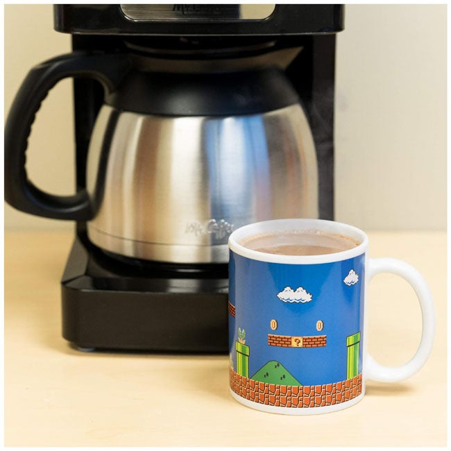 PALADONE SUPER MARIO BROS HEAT CHANGING MUG
