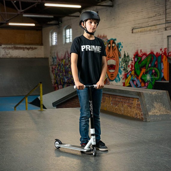 XOOTZ INVERT 360 IN-LINE STUNT SPIN SCOOTER