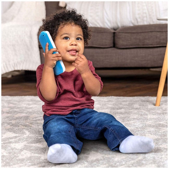 V-TECH TOUCH AND CHAT LIGHT UP PHONE