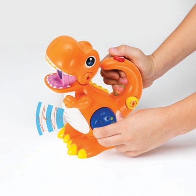 WINFUN VOICE CHANGING DINO WITH FLASH