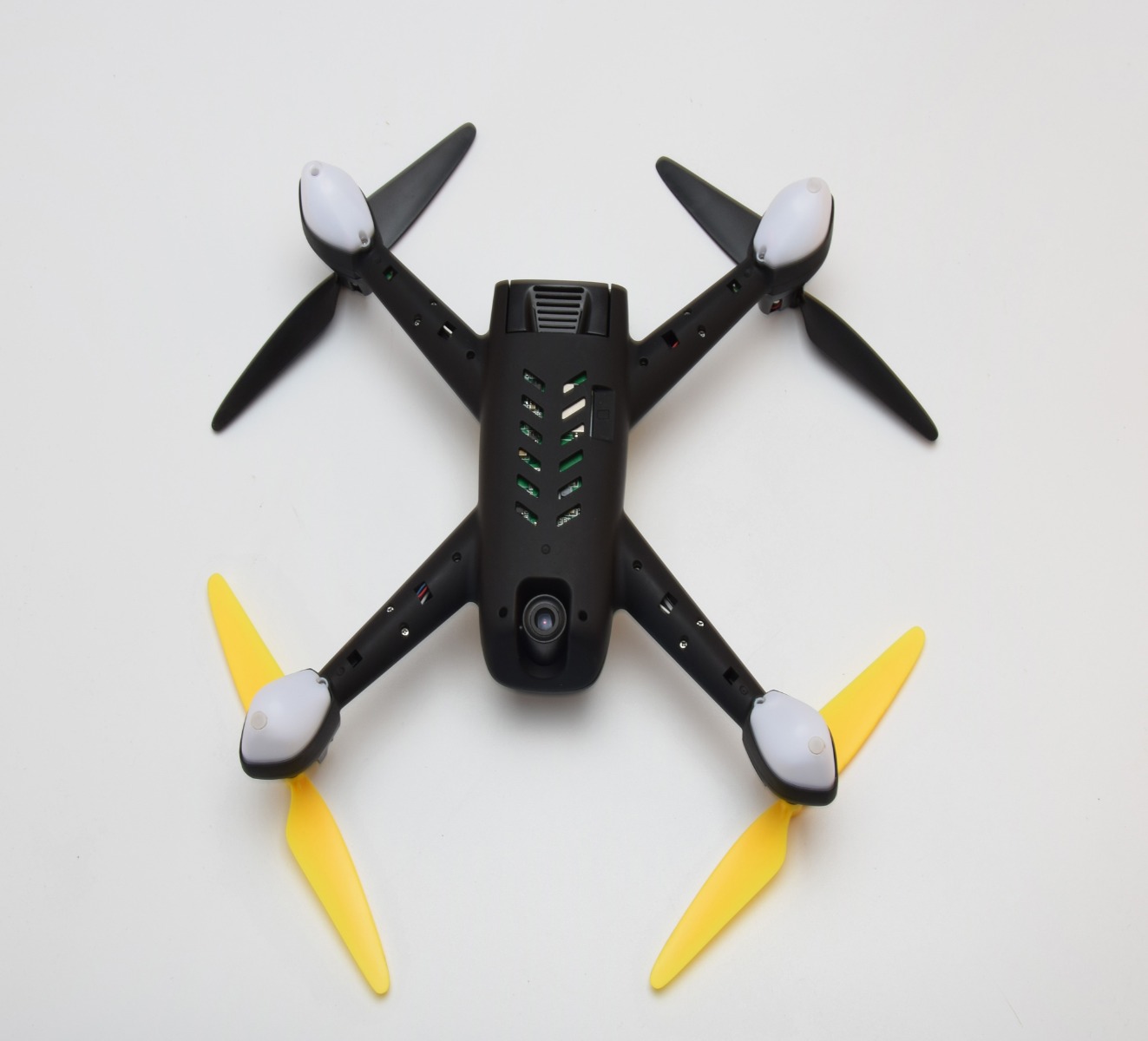 WOWITOYS 4CH 2.4G MID QUADCOPTER WITH WIFI DRONE