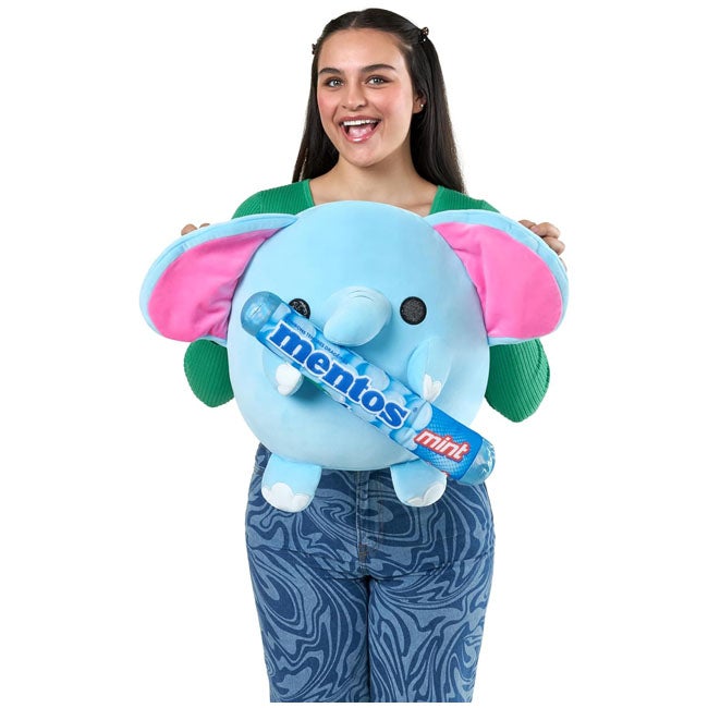 ZURU SNACKLES MENTOS ELEPHANT 14-INCH PLUSH WAVE 2